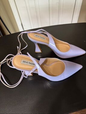 Steve Madden Lavender VOLLY Pointed-Toe Lace up Ankle Heels 4” Made in Brazil